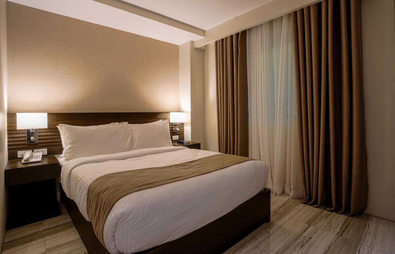 Hotel Areca Legazpi Extérieur photo