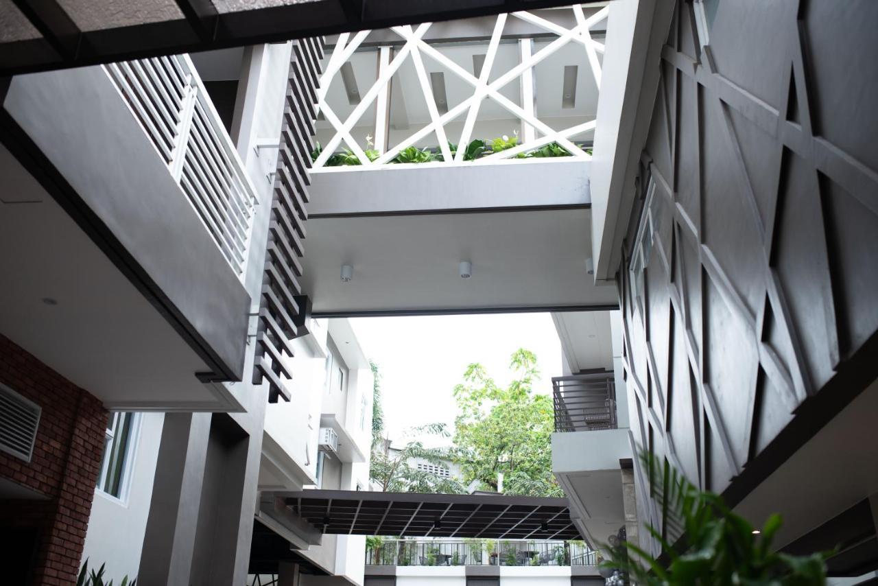Hotel Areca Legazpi Extérieur photo