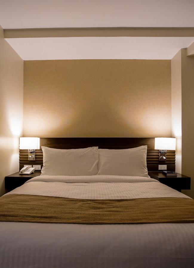 Hotel Areca Legazpi Extérieur photo