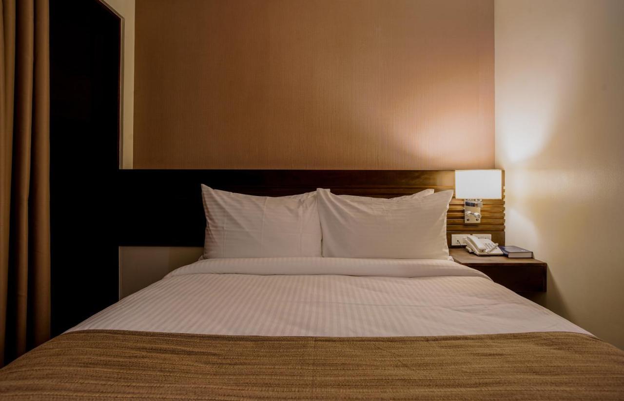 Hotel Areca Legazpi Extérieur photo