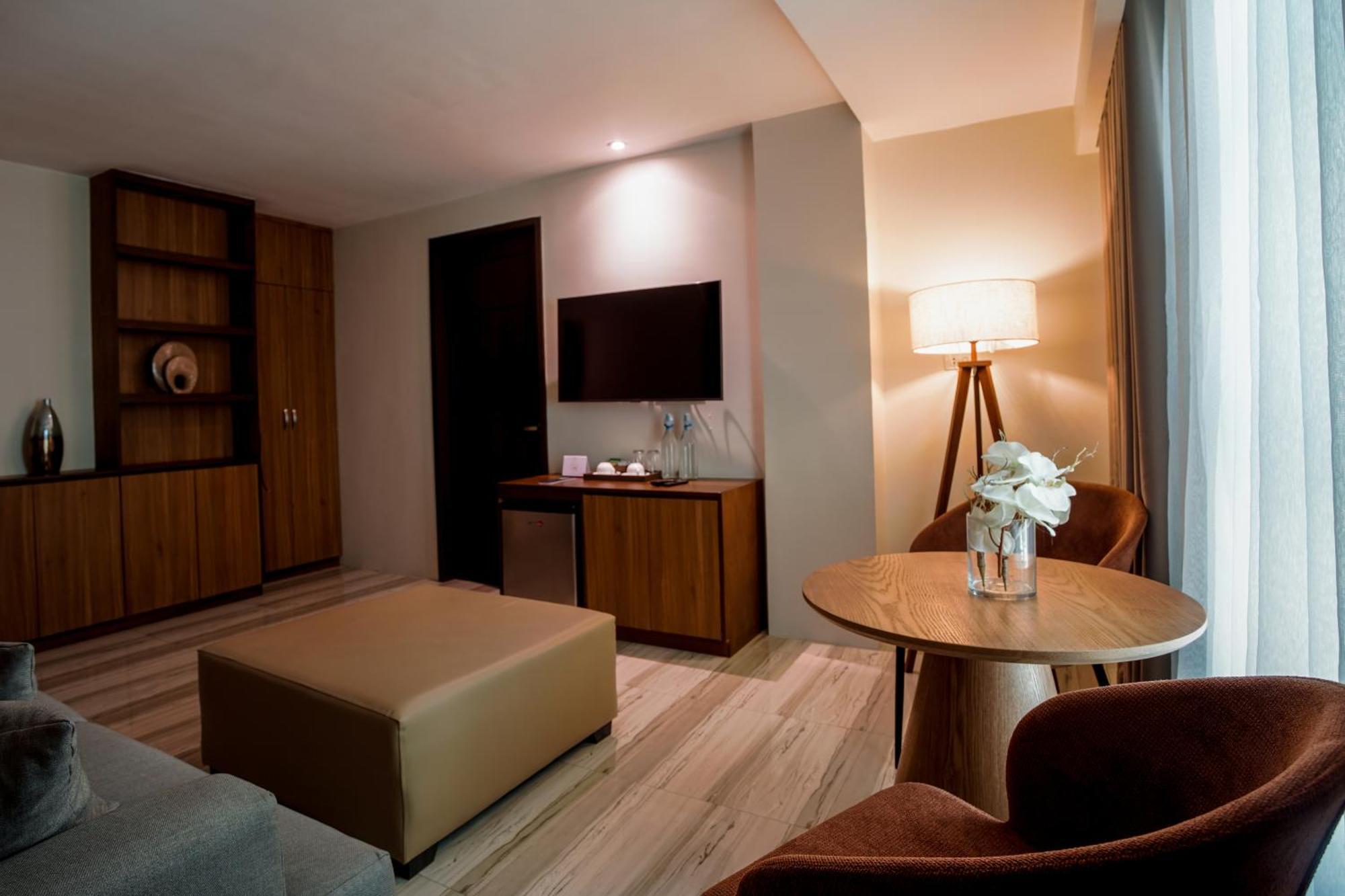 Hotel Areca Legazpi Extérieur photo